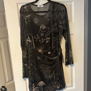 Never Fully Dressed Black and White Graphic Long Sleeve Dress NWOT